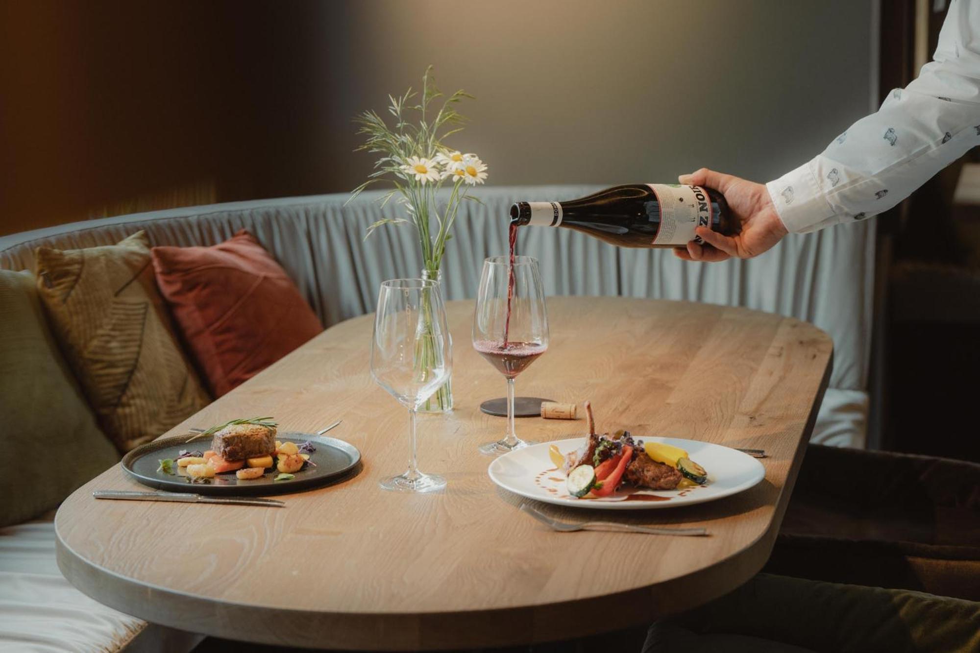 צרמט Europe Hotel & Spa מראה חיצוני תמונה